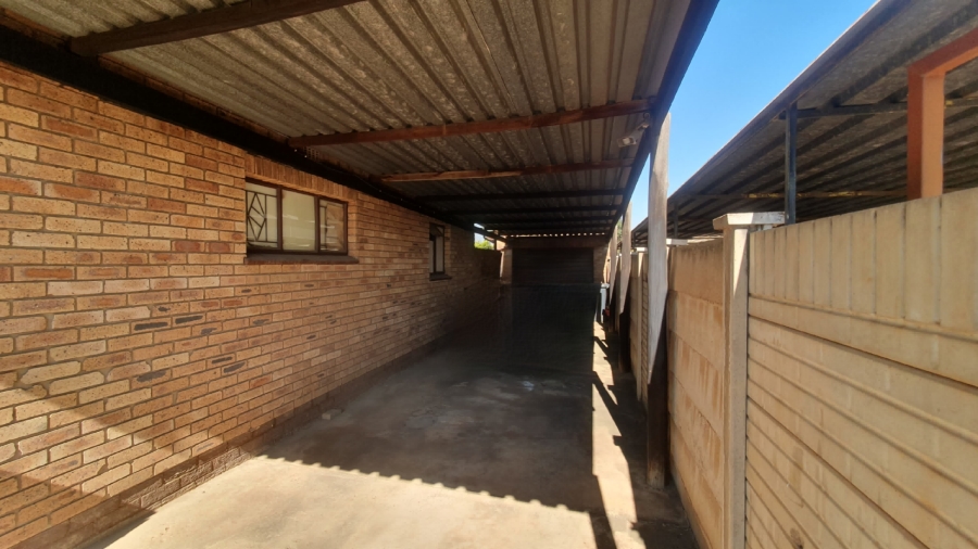 4 Bedroom Property for Sale in Silverton Gauteng