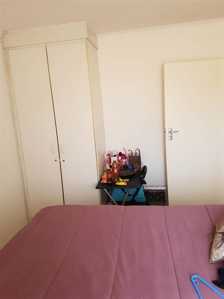 2 Bedroom Property for Sale in Vorna Valley Gauteng
