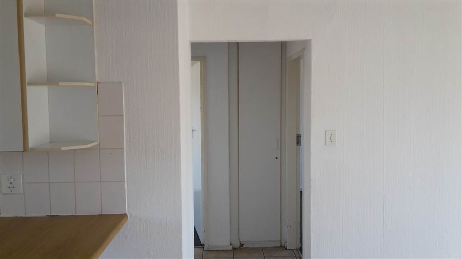 2 Bedroom Property for Sale in Vorna Valley Gauteng
