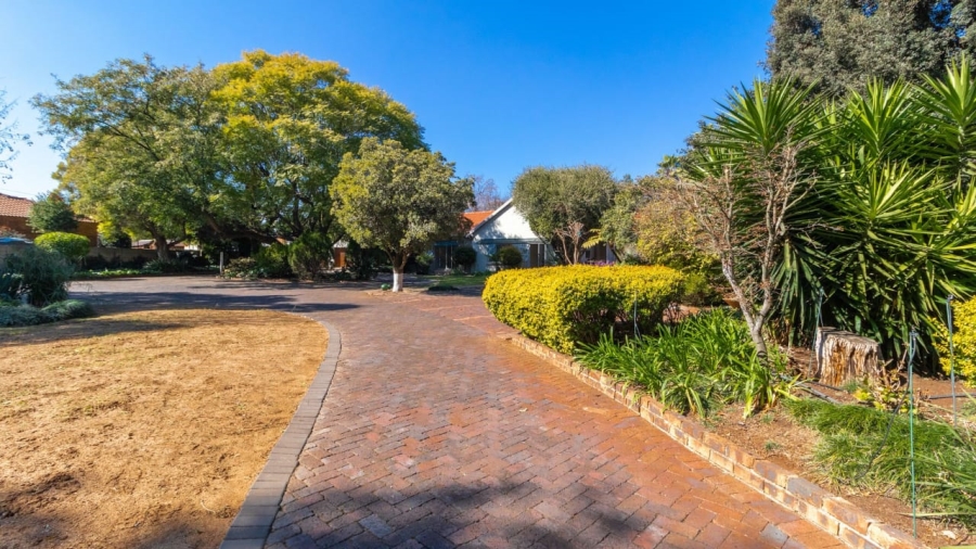 3 Bedroom Property for Sale in Bedfordview Gauteng