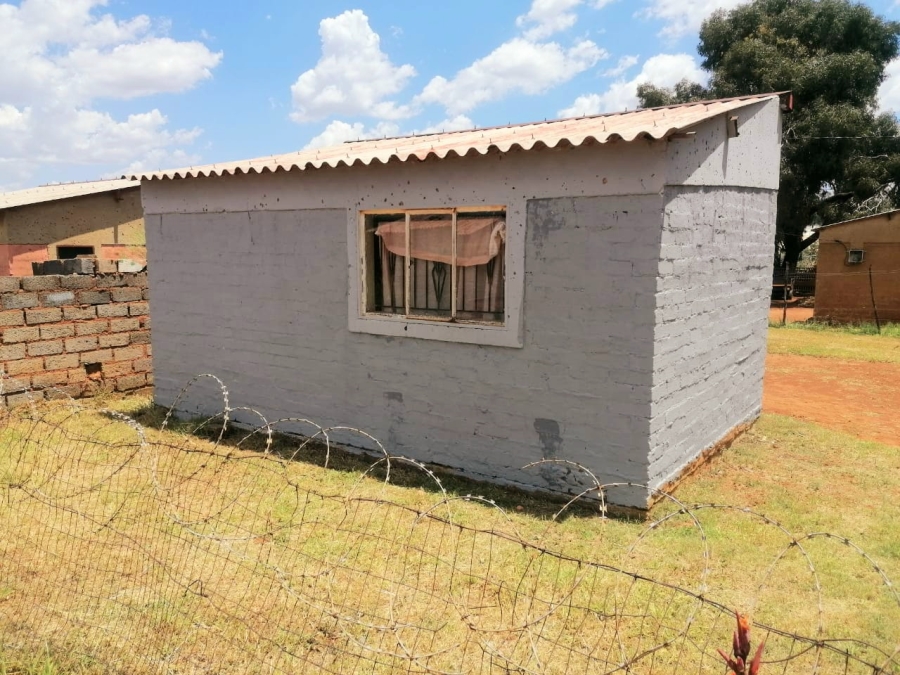 1 Bedroom Property for Sale in Bram Fischerville Gauteng