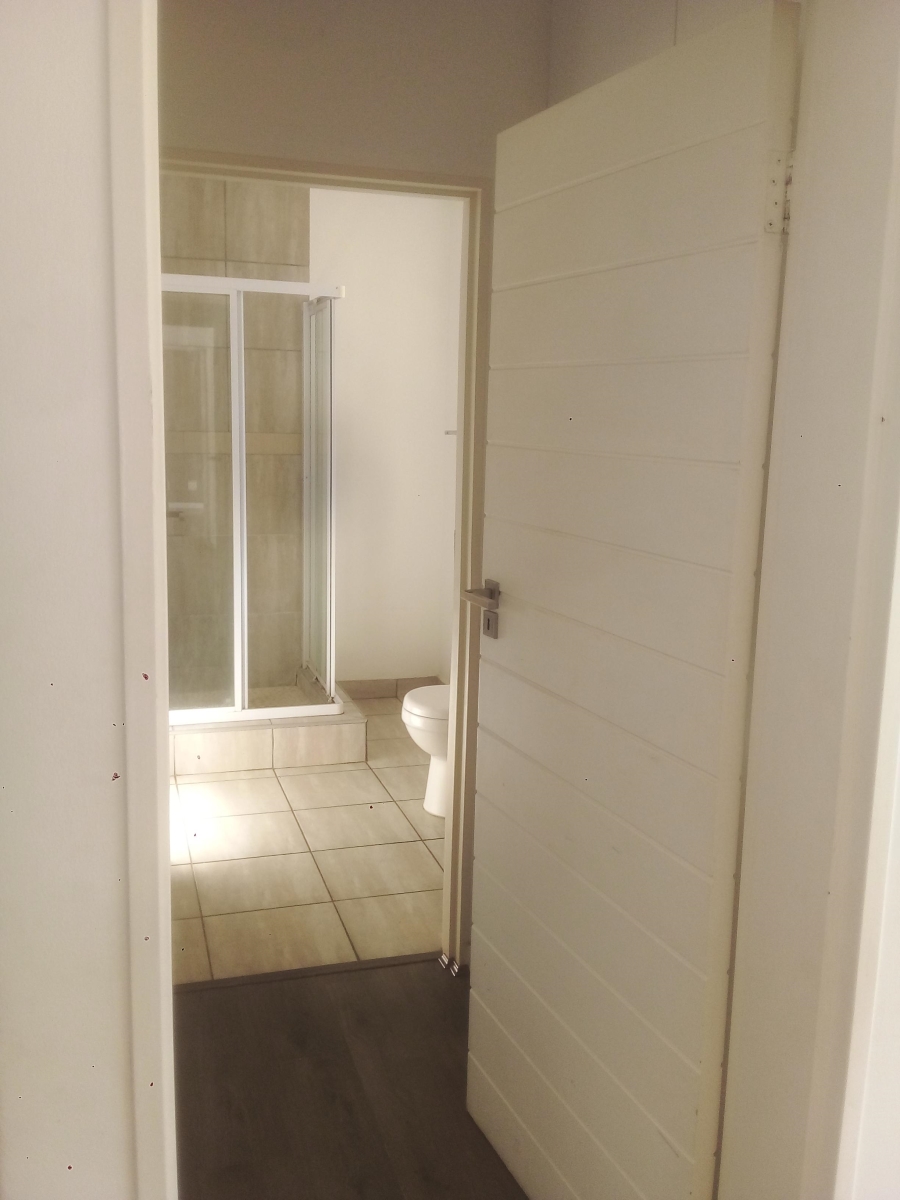 To Let 2 Bedroom Property for Rent in Edenburg Gauteng