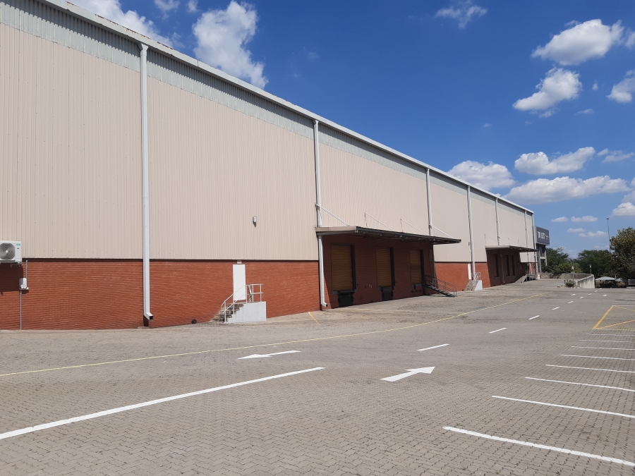 Commercial Property for Sale in Longmeadow Gauteng