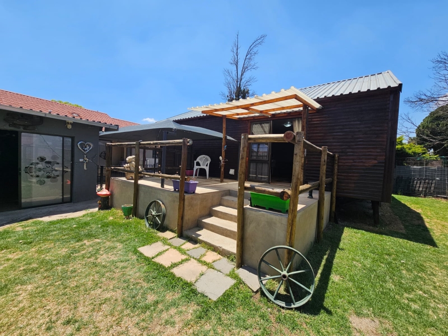 3 Bedroom Property for Sale in Verwoerdpark Gauteng