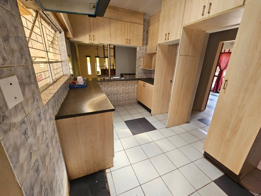 3 Bedroom Property for Sale in Verwoerdpark Gauteng