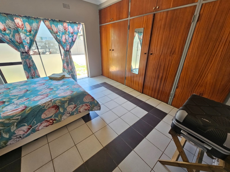 3 Bedroom Property for Sale in Verwoerdpark Gauteng