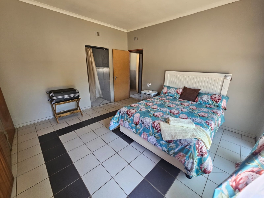 3 Bedroom Property for Sale in Verwoerdpark Gauteng