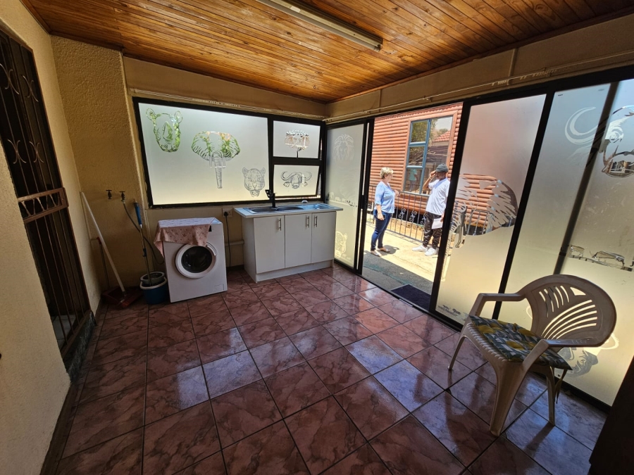 3 Bedroom Property for Sale in Verwoerdpark Gauteng