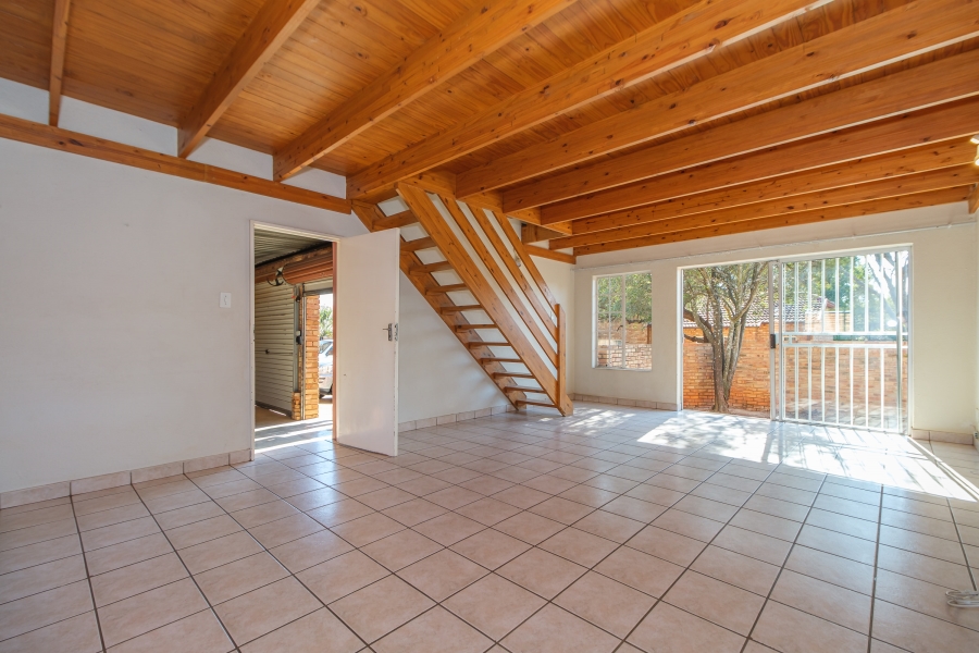 3 Bedroom Property for Sale in Fairland Gauteng