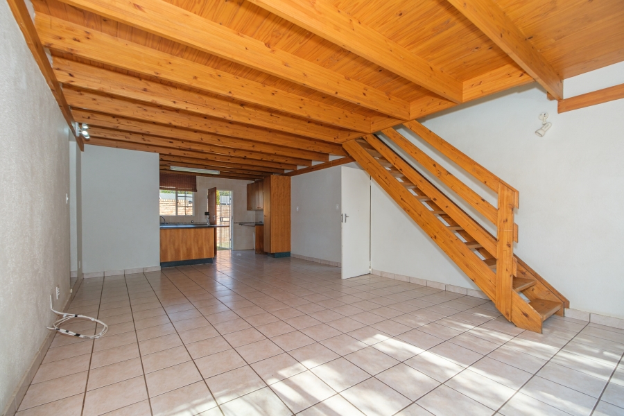 3 Bedroom Property for Sale in Fairland Gauteng