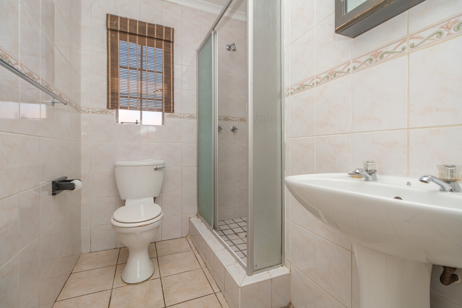 3 Bedroom Property for Sale in Fairland Gauteng