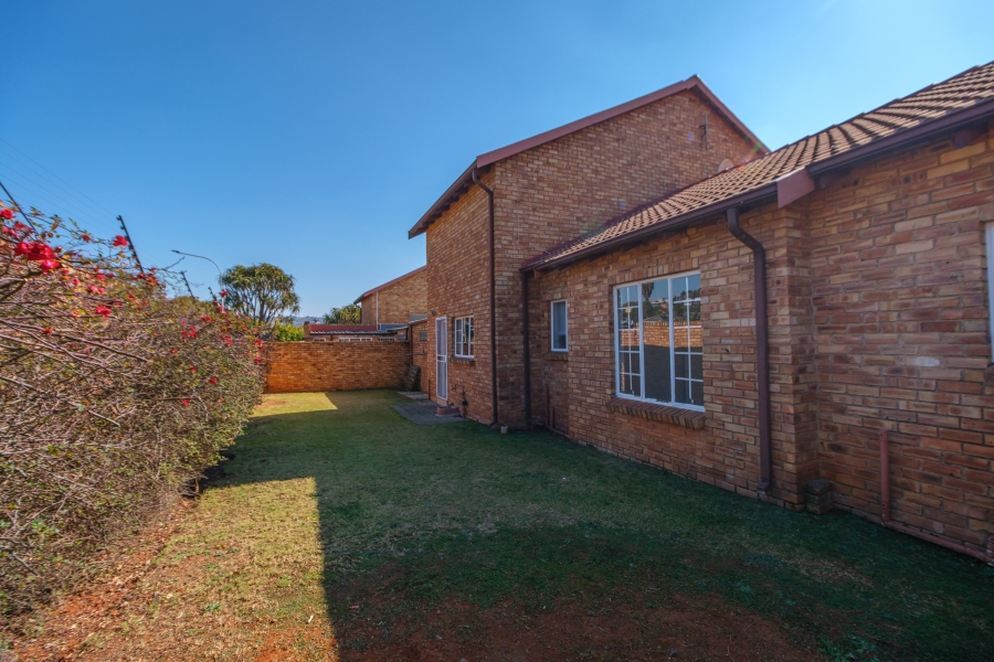 3 Bedroom Property for Sale in Fairland Gauteng