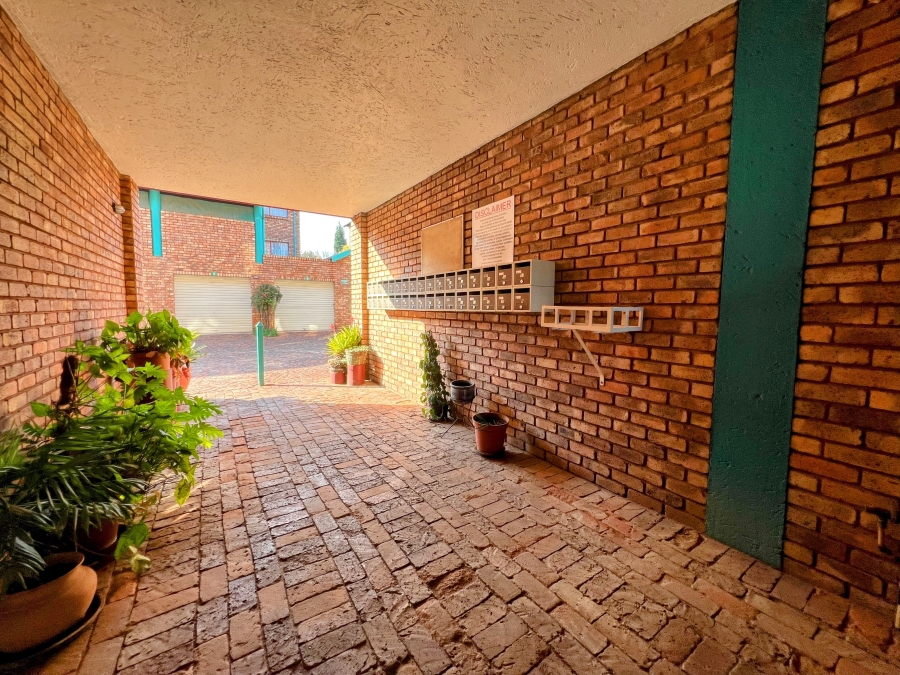 3 Bedroom Property for Sale in Moregloed Gauteng