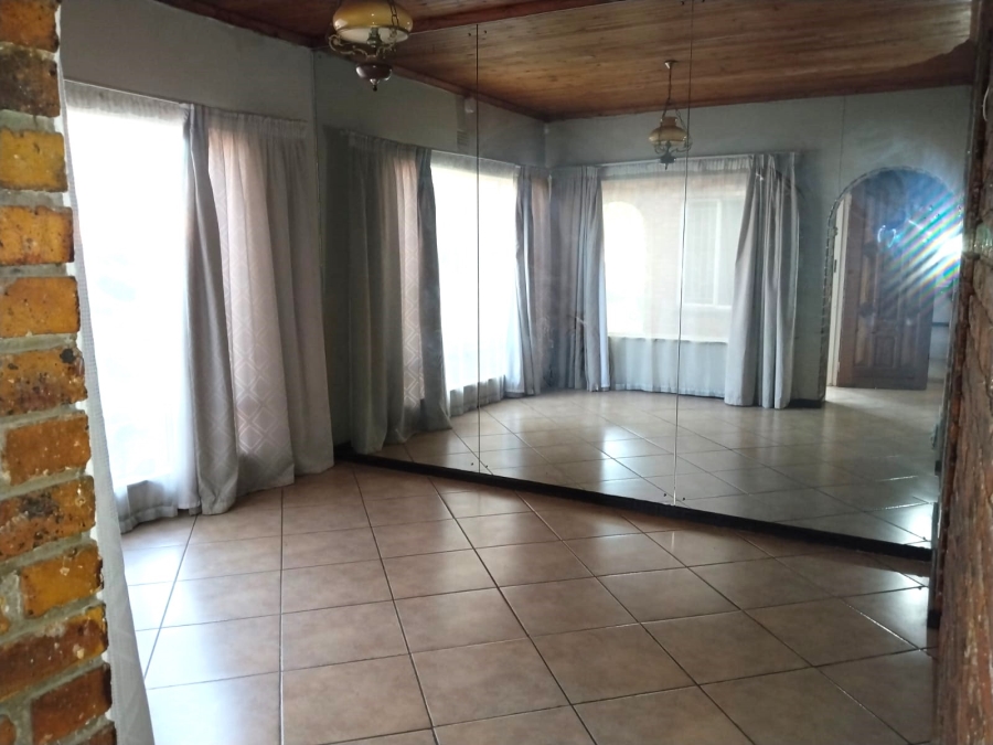 4 Bedroom Property for Sale in Pomona Gauteng
