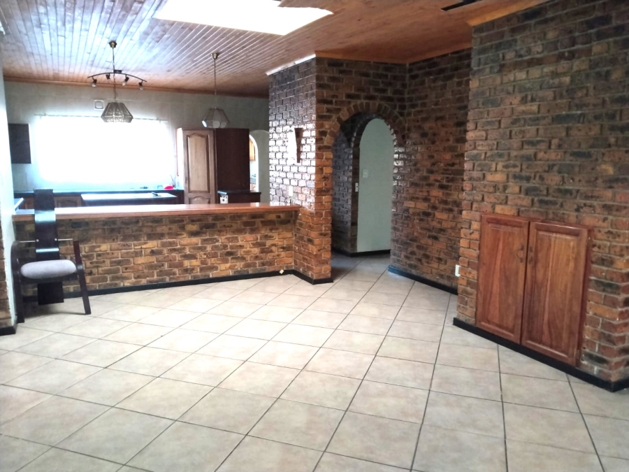 4 Bedroom Property for Sale in Pomona Gauteng