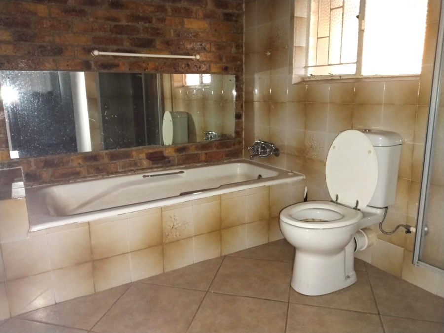 4 Bedroom Property for Sale in Pomona Gauteng
