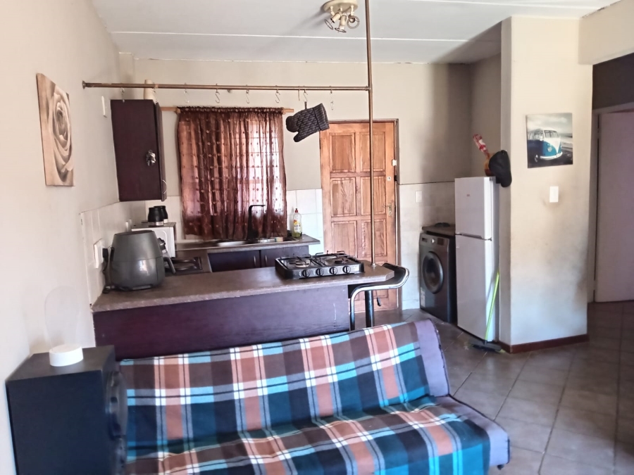 2 Bedroom Property for Sale in Honeydew Gauteng
