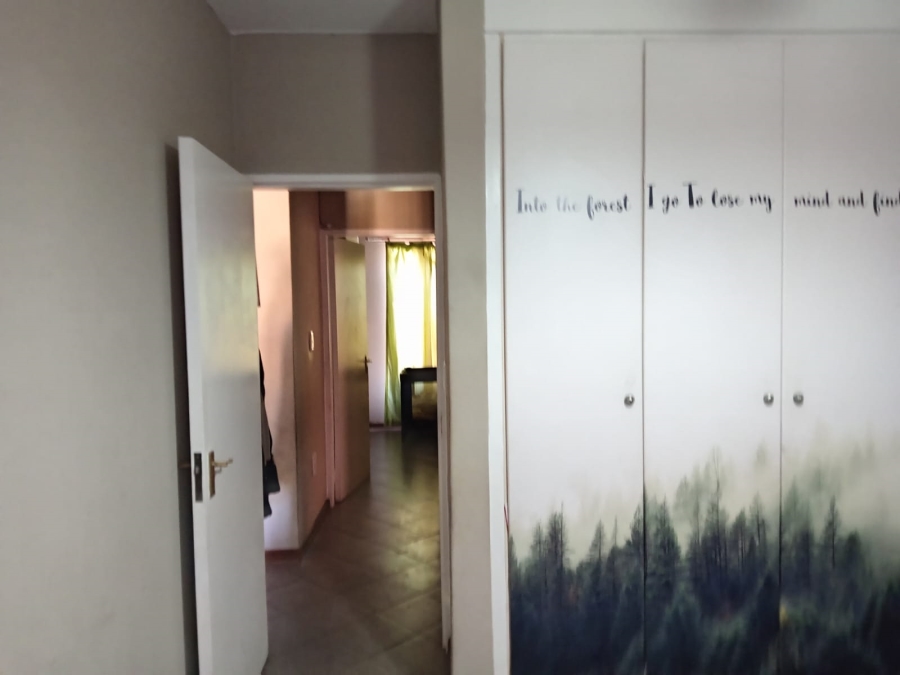 2 Bedroom Property for Sale in Honeydew Gauteng