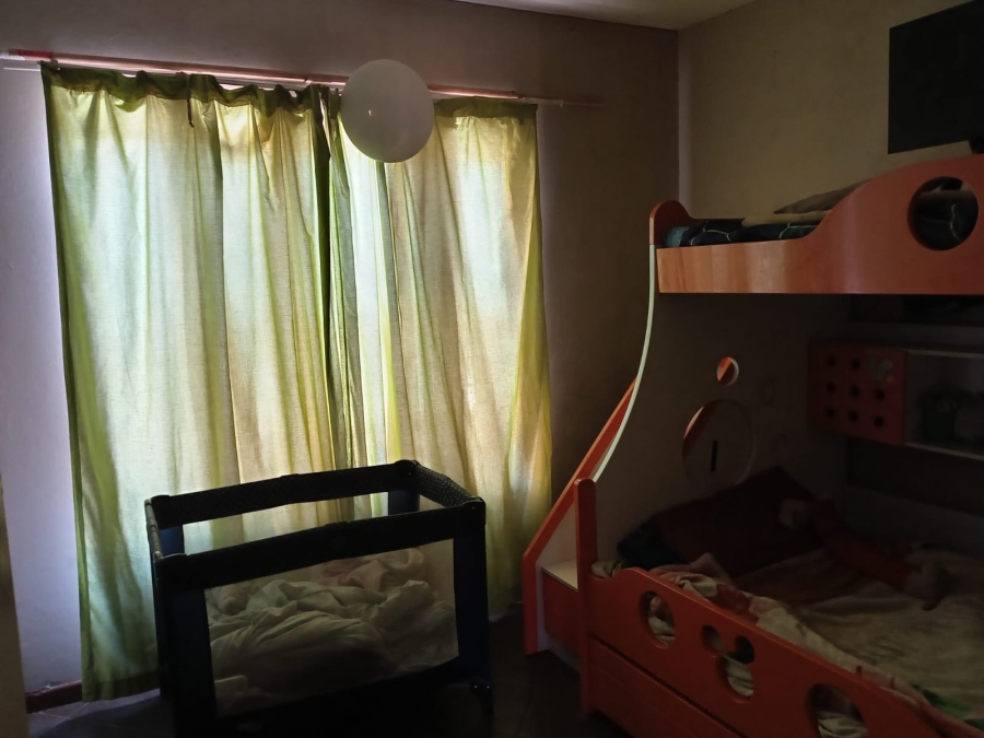 2 Bedroom Property for Sale in Honeydew Gauteng