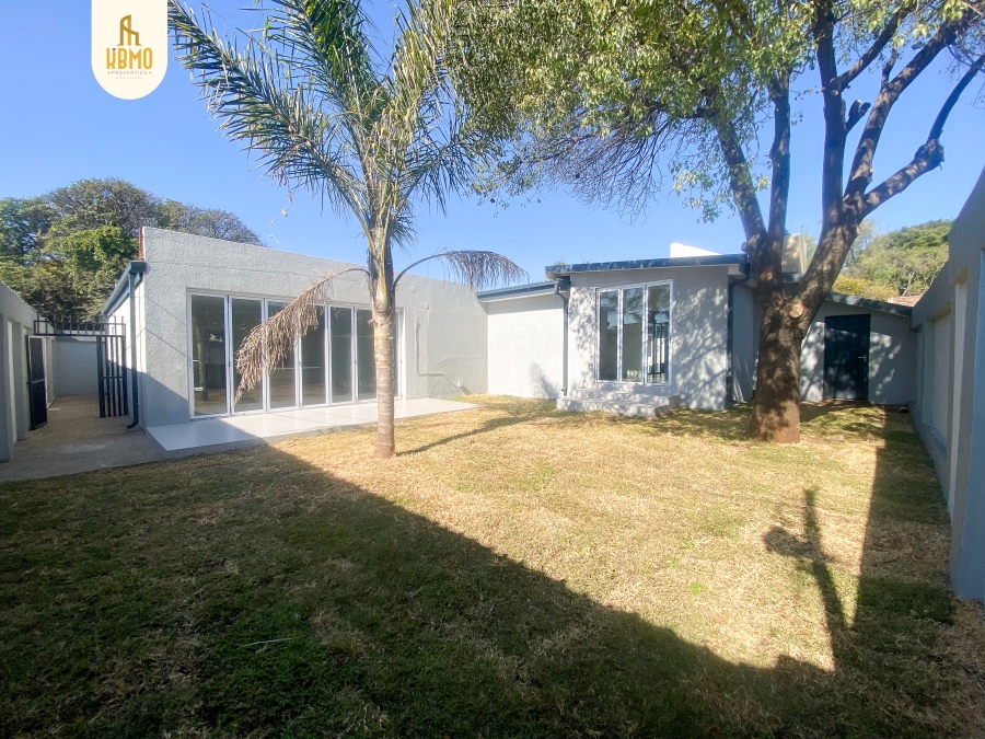 5 Bedroom Property for Sale in Wierda Park Gauteng