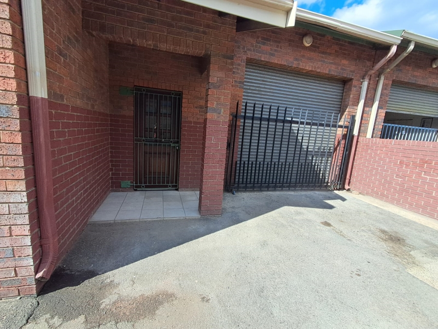 To Let commercial Property for Rent in Duncanville Gauteng