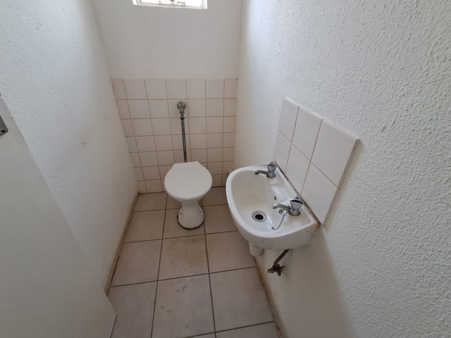 To Let commercial Property for Rent in Duncanville Gauteng