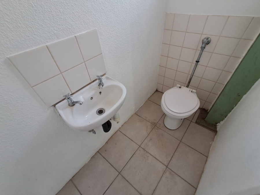 To Let commercial Property for Rent in Duncanville Gauteng