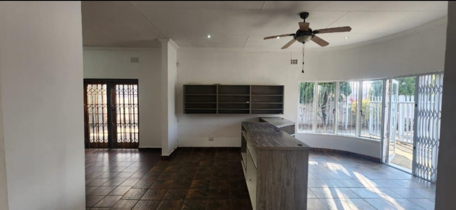 Commercial Property for Sale in Three Rivers Gauteng