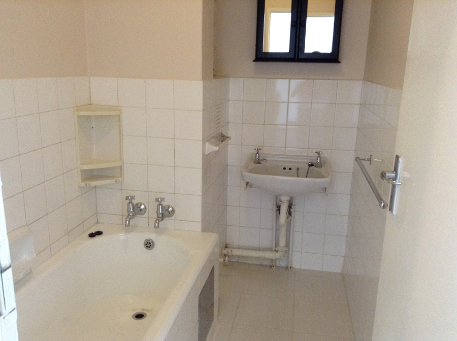 2 Bedroom Property for Sale in Denlee Gauteng