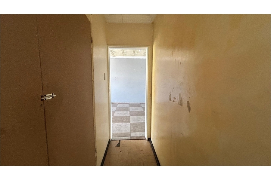 2 Bedroom Property for Sale in Silverton Gauteng