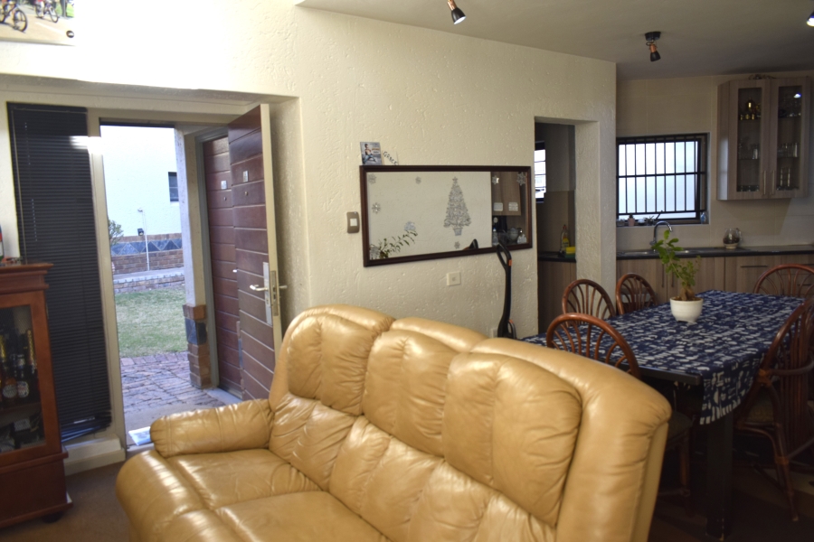 3 Bedroom Property for Sale in Norton Home Estate AH Gauteng
