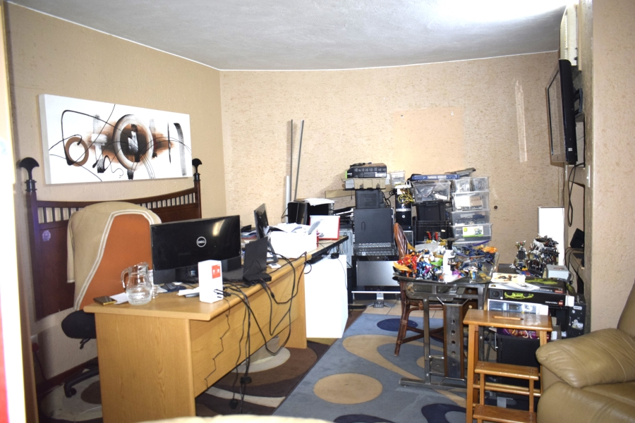 3 Bedroom Property for Sale in Norton Home Estate AH Gauteng