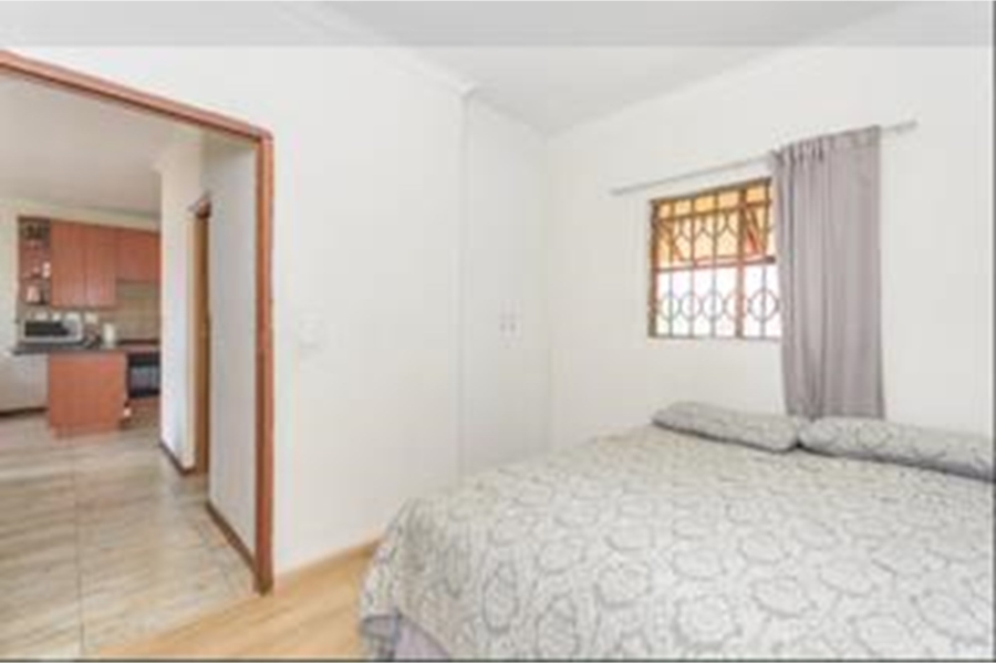2 Bedroom Property for Sale in Vorna Valley Gauteng