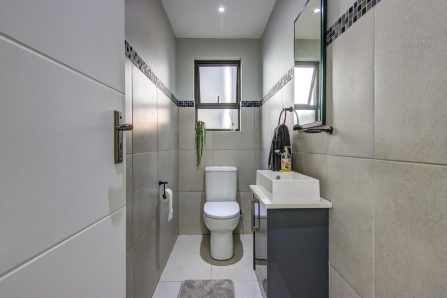 3 Bedroom Property for Sale in Bedfordview Gauteng