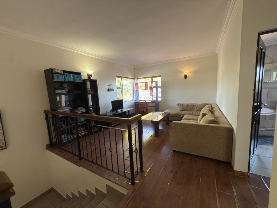 4 Bedroom Property for Sale in Ruimsig Gauteng