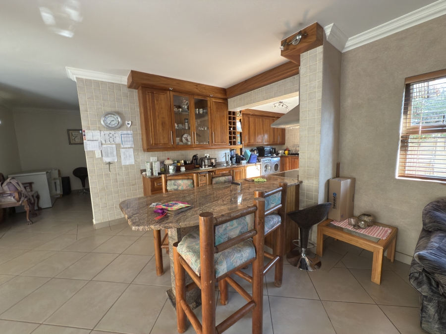 4 Bedroom Property for Sale in Ruimsig Gauteng