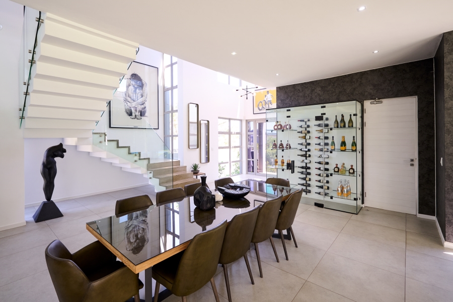 4 Bedroom Property for Sale in Waterfall Country Estate Gauteng