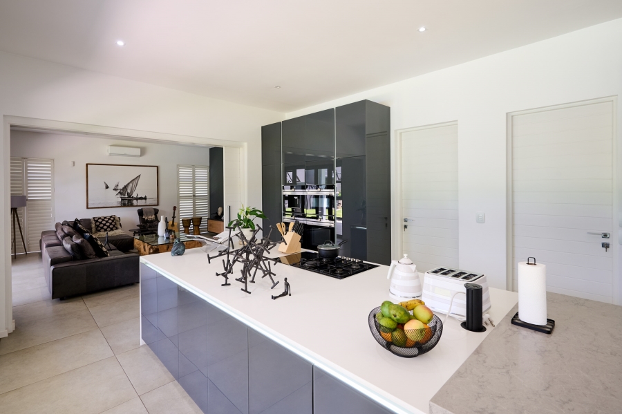4 Bedroom Property for Sale in Waterfall Country Estate Gauteng