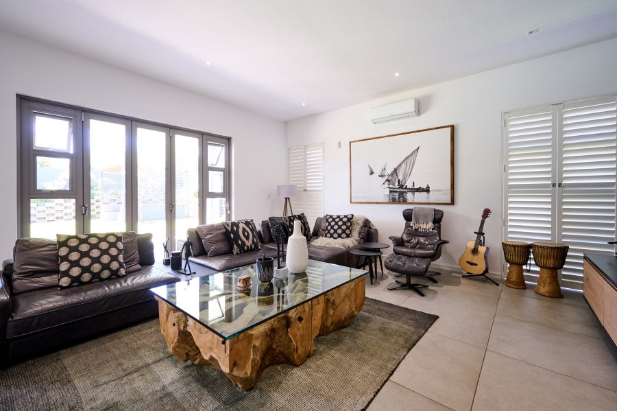 4 Bedroom Property for Sale in Waterfall Country Estate Gauteng