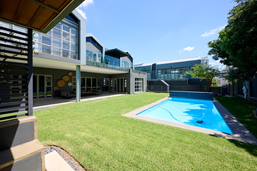 4 Bedroom Property for Sale in Waterfall Country Estate Gauteng