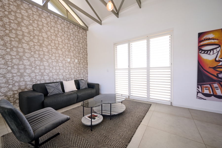 4 Bedroom Property for Sale in Waterfall Country Estate Gauteng