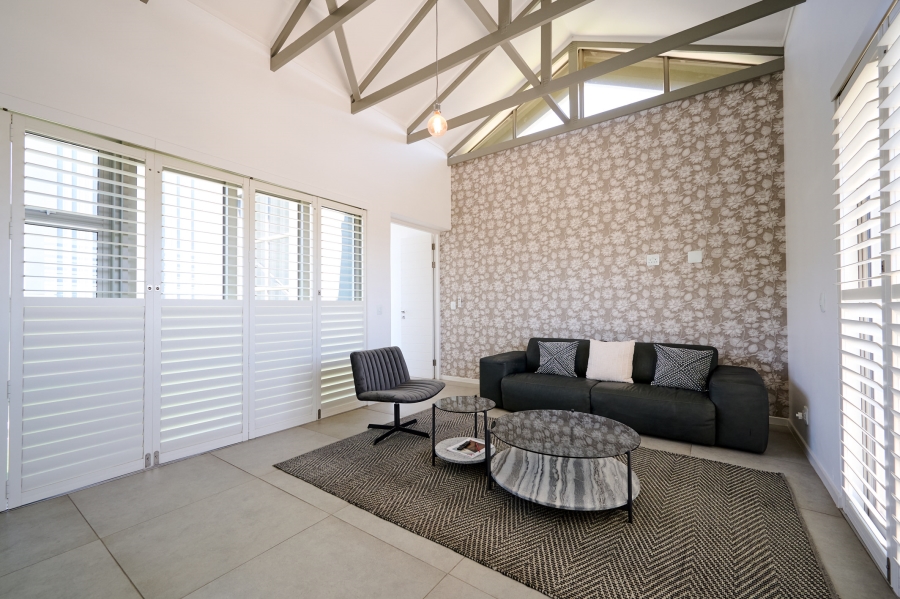 4 Bedroom Property for Sale in Waterfall Country Estate Gauteng