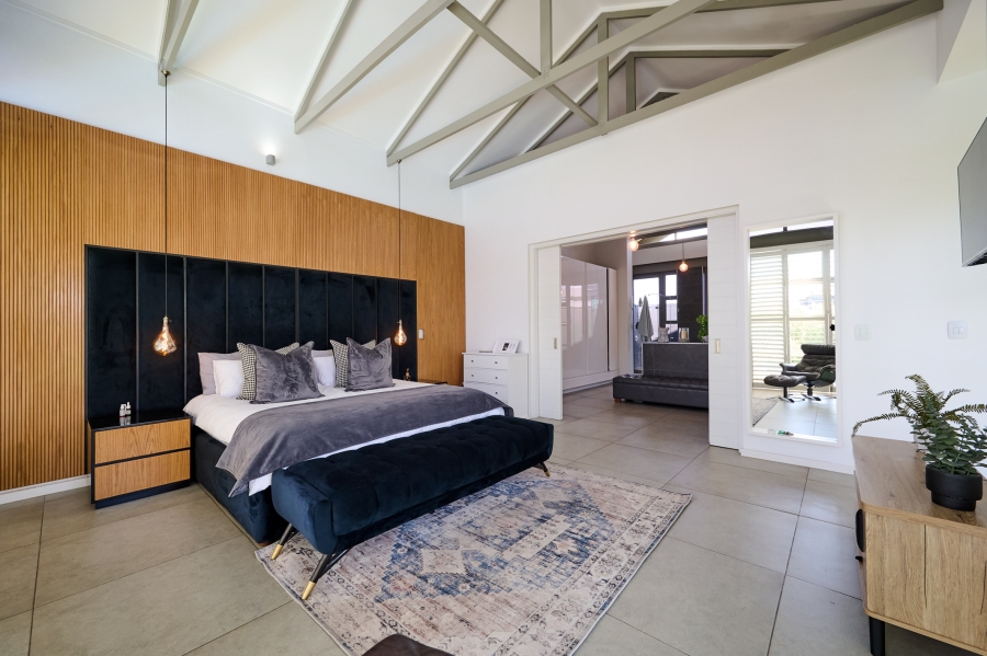 4 Bedroom Property for Sale in Waterfall Country Estate Gauteng