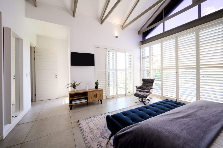 4 Bedroom Property for Sale in Waterfall Country Estate Gauteng