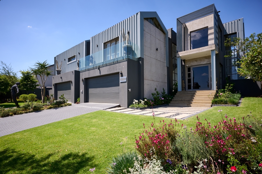 4 Bedroom Property for Sale in Waterfall Country Estate Gauteng
