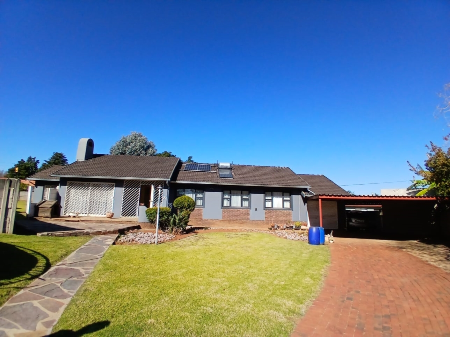 3 Bedroom Property for Sale in Birch Acres Gauteng