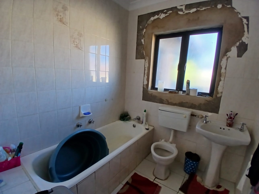 3 Bedroom Property for Sale in Birch Acres Gauteng