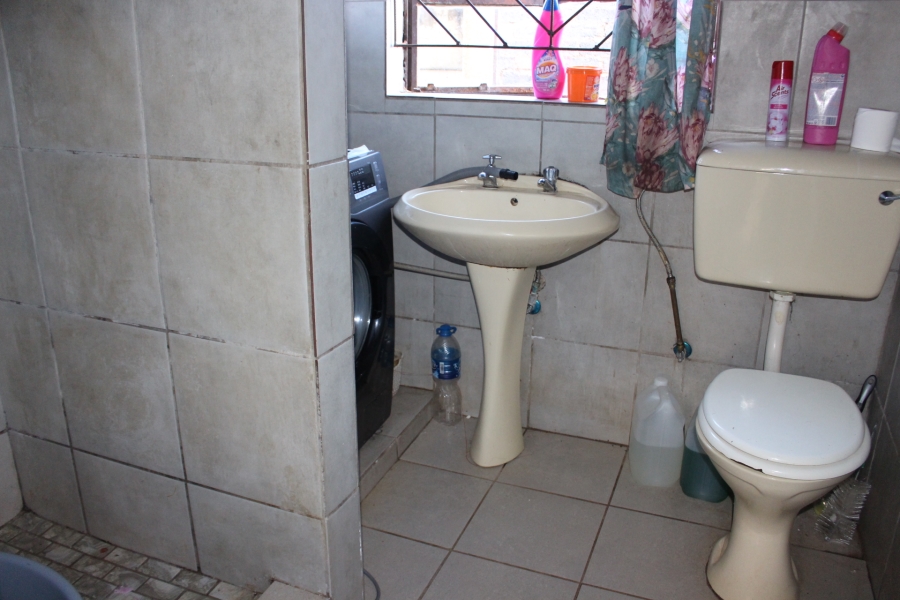 7 Bedroom Property for Sale in Roodepoort West Gauteng