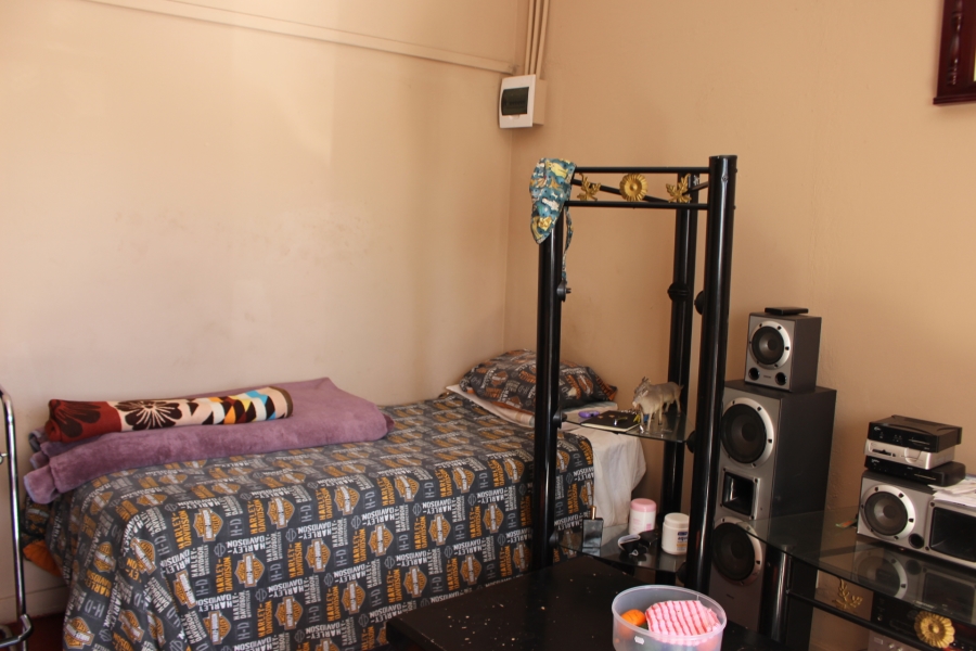7 Bedroom Property for Sale in Roodepoort West Gauteng