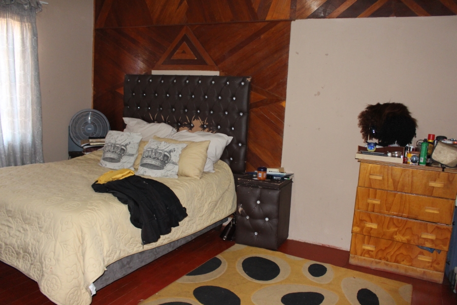 7 Bedroom Property for Sale in Roodepoort West Gauteng